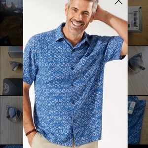 NWT Tommy Bahama Blue Button up